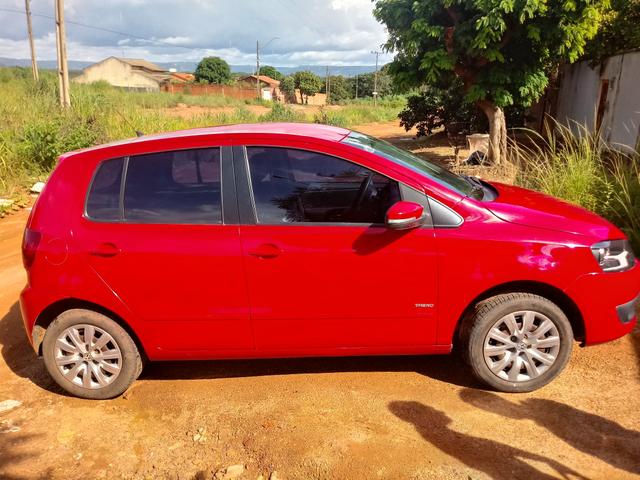 Vendo um fox completo 2013 pneus novo tudo pago - Foto 7