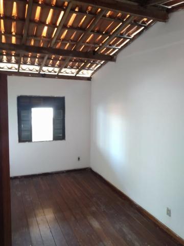 SU00060 - Casa tríplex com 05 quartos em Itapuã - Foto 9