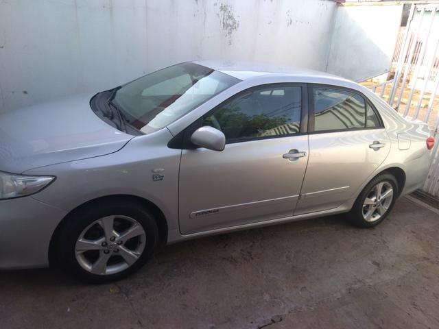 Corolla Gli 1.8 Prata Automático flex prata 2012 - Foto 2