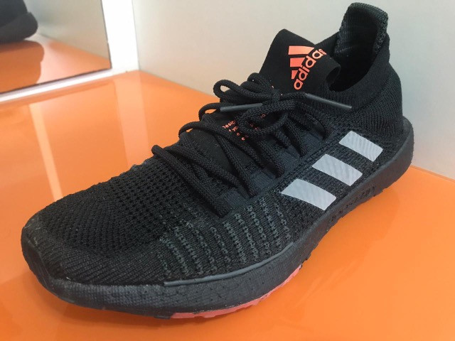 Tênis Adidas UltraBoost Masculino Tamanho 42