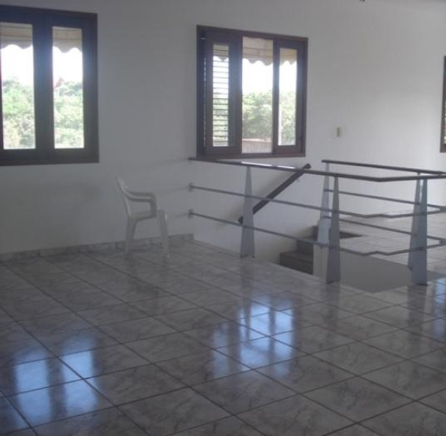 Casa com 3 quartos - Foto 9