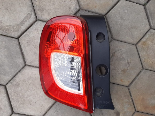 Lanterna Nissan March 2014 - 2020