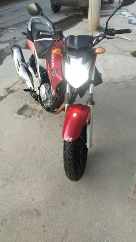 Troco moto fazer em carro com volta minha - Foto 3