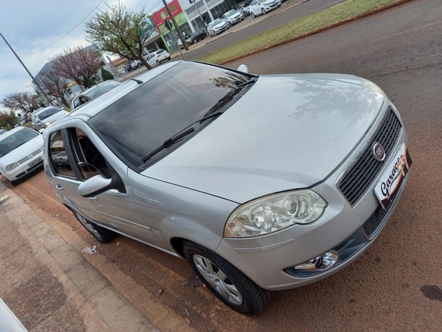 PALIO ELX 40ANOS 1.4 COMPLETO PNEUS NOVOS IMPECÁVEL