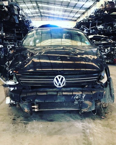 Vw Jetta TSI 2.0 2012 Porta Capo Airbag Motor Farol Suspensão Cambio Mecanica Sucata