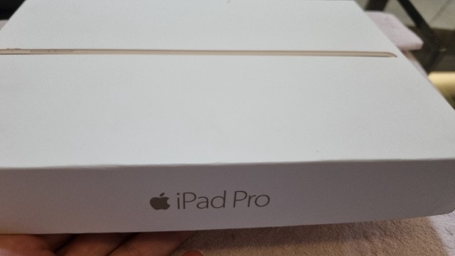Apple Ipad Pro 9.7 32 Gb Gold Wi-fi A1673   - Foto 5