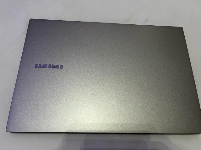 01 notebook Samsung  - Foto 2
