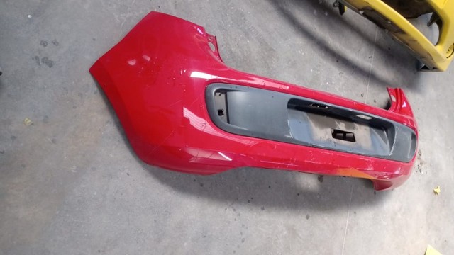 Para-choque traseiro Fiat Uno Vivace