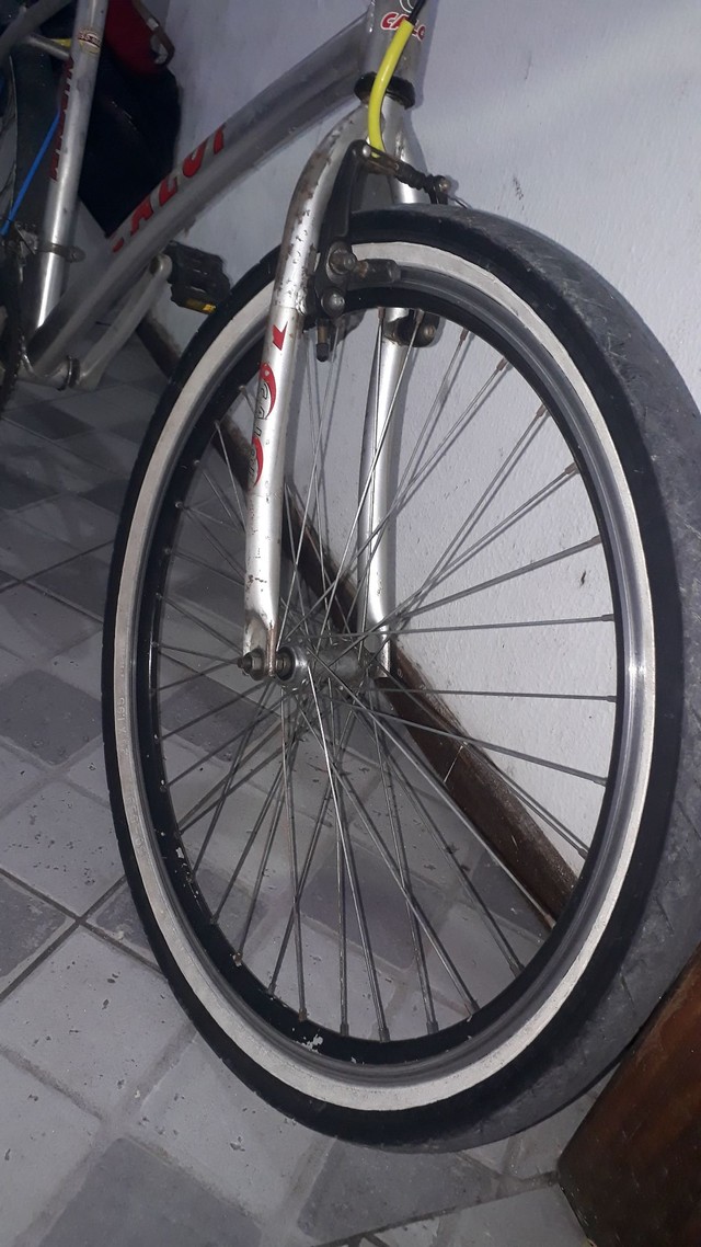 Bicicleta de alumínio  - Foto 4