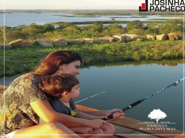 FAZENDA PEDRA DO LAGO. SUA CASA DE CAMPO EM SÃO GONÇALO DOS CAMPOS-BA