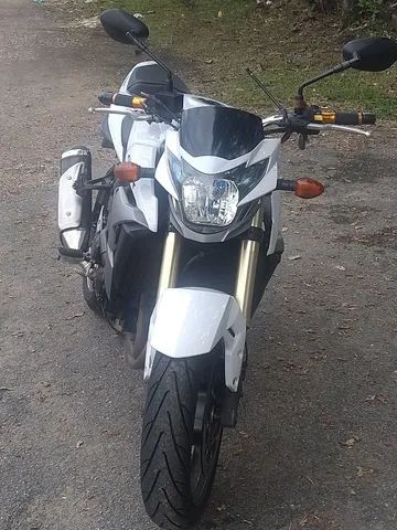 GSR 750A. Ano 2015