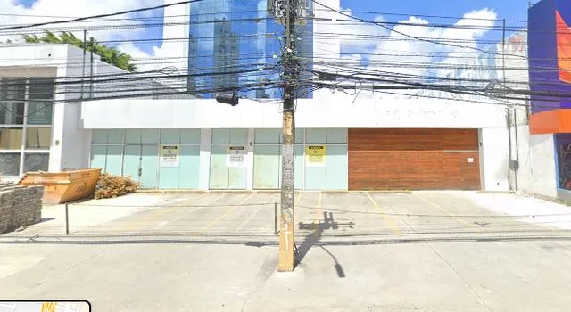 Alugo Casa na Av. Conselheiro Aguiar com 678m 