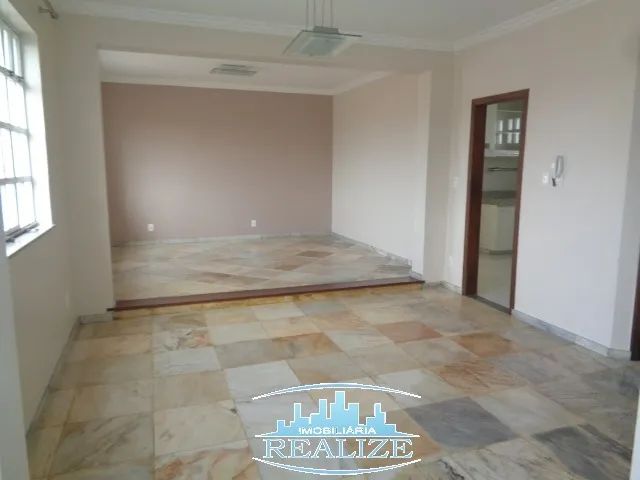 Cod. 4010 - Vende casa bairro Iguaçu, 03 quartos, 02 vagas