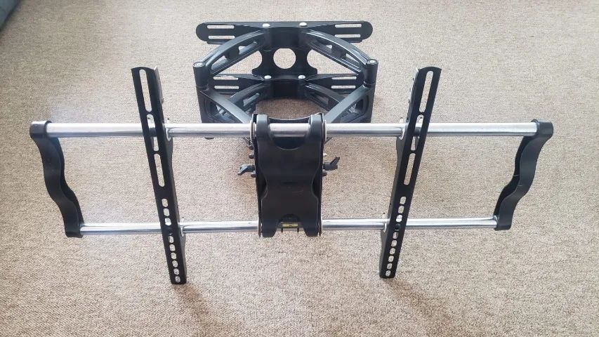 Suporte articulável para TVs de 40" a 65"  - excelente estado! - Foto 5