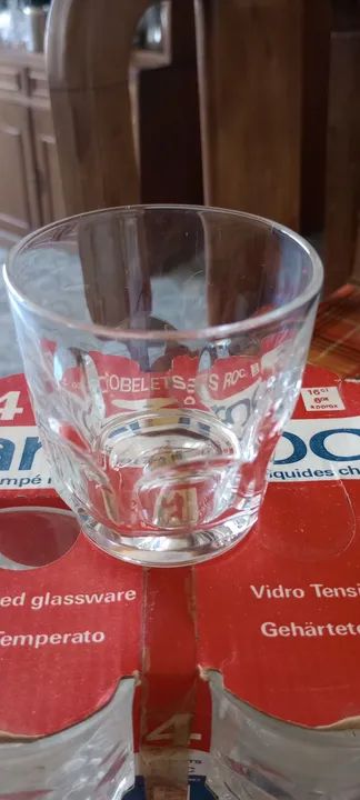 Conjunto de 8 copos da marca Arcoroc para aperitivo  - Foto 4