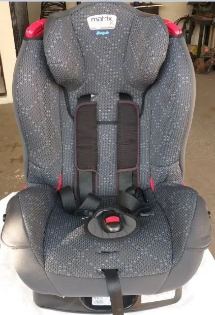 Cadeira Para Auto - De 0 a 25 Kg - Matrix Evolution K - Burigotto