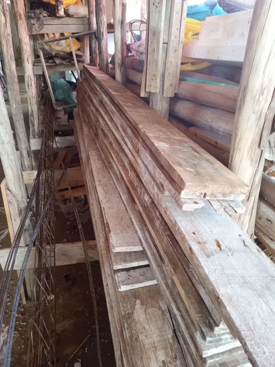 Escoras, tábuas e sarrafos - Foto 2