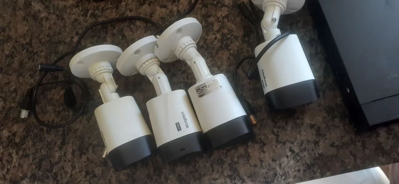 Camera Bullet intelbras 1120 B HDCVI - Foto 2