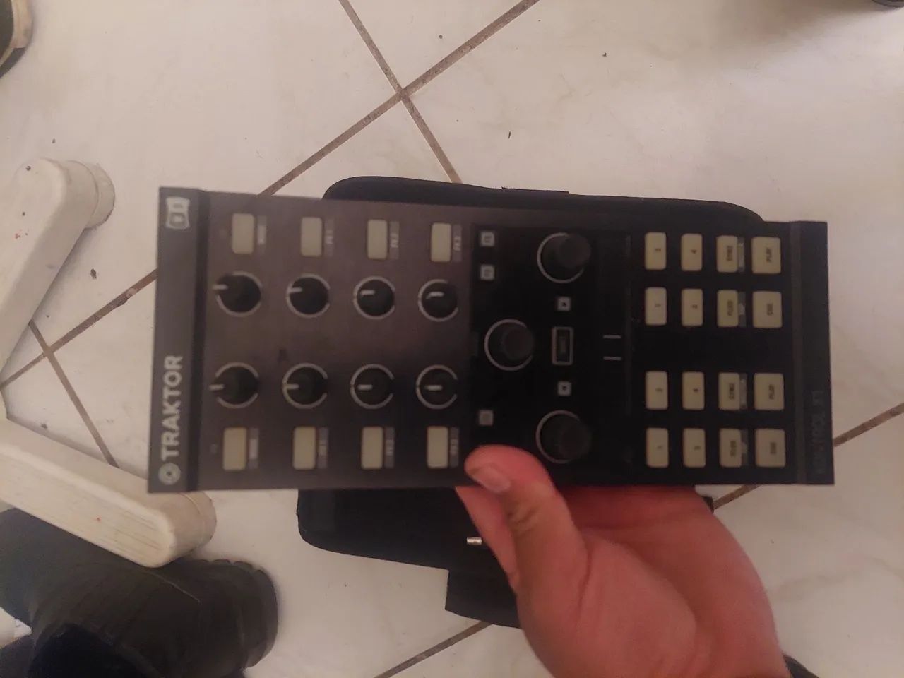 Case para Controlador DJ Traktor e controladora  - Foto 4