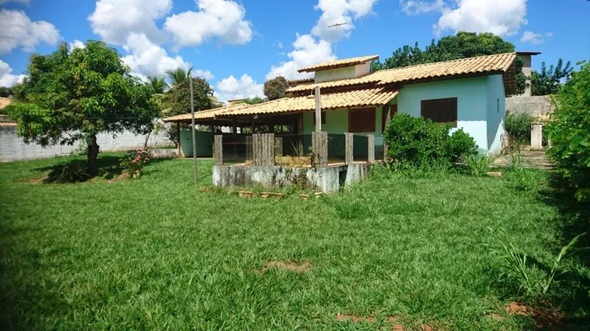 Sitio de 1250m² todo plano, com casa, campo de futebol, banheira de hidromassagem . - Foto 9