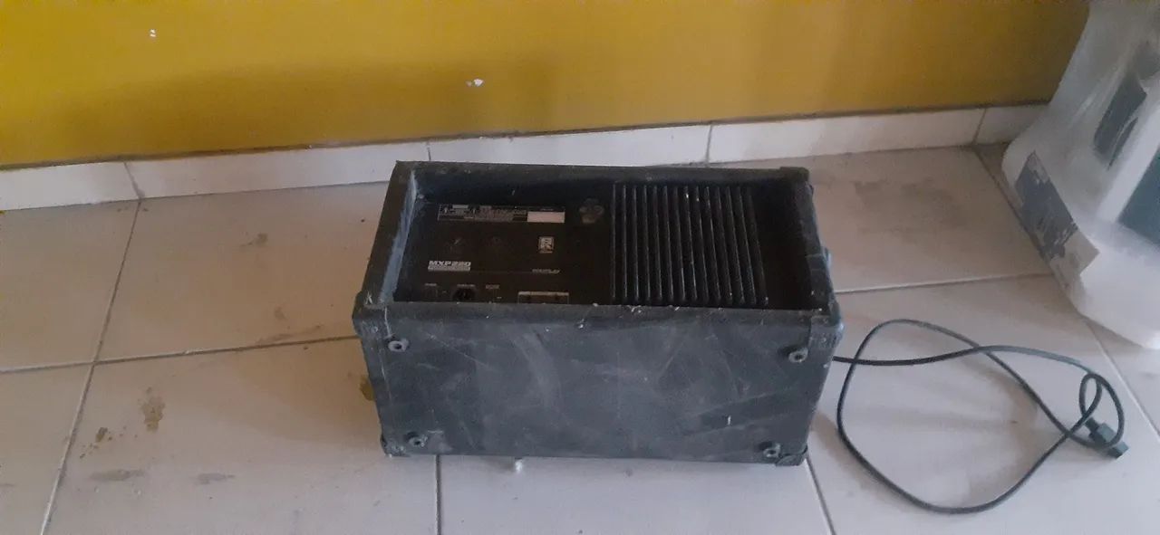 Vendo amplificador de som - Foto 3