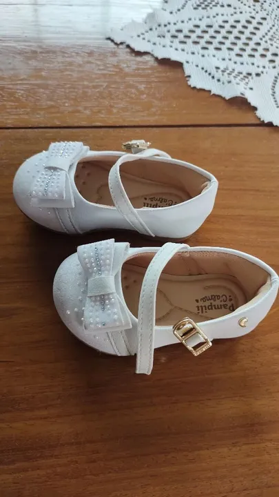 Sapatinhos de Bebê - Tamanho 17- Branco