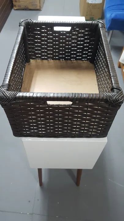 cesta de vime marrom - Foto 2