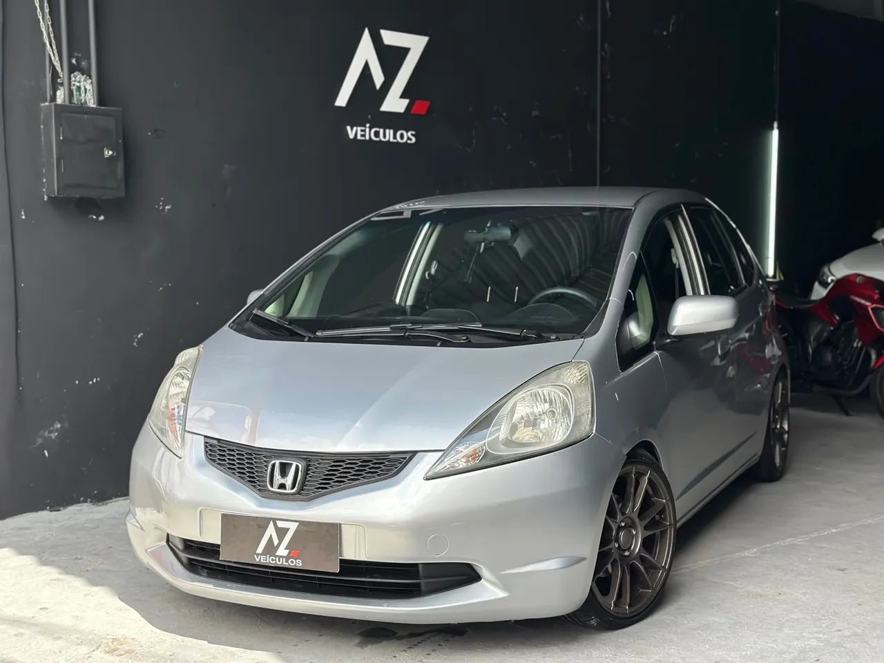 HONDA FIT DX MT *PERSONALIZADO*