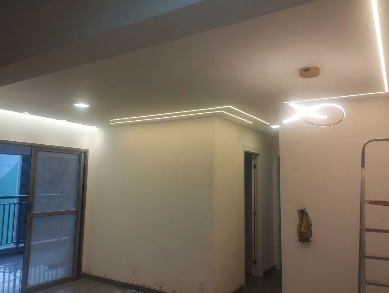Instalação de Perfil de LED