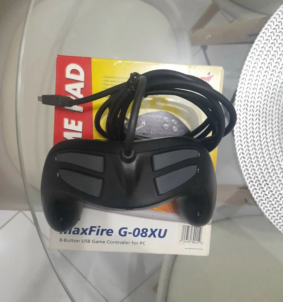 Controle Genius MaxFire G-08XU para PC - Foto 2