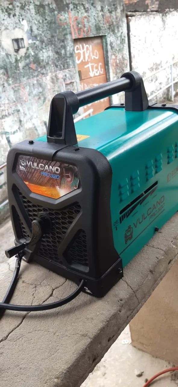 Máquina de solda - Voltagem 110 e 220  - Foto 2