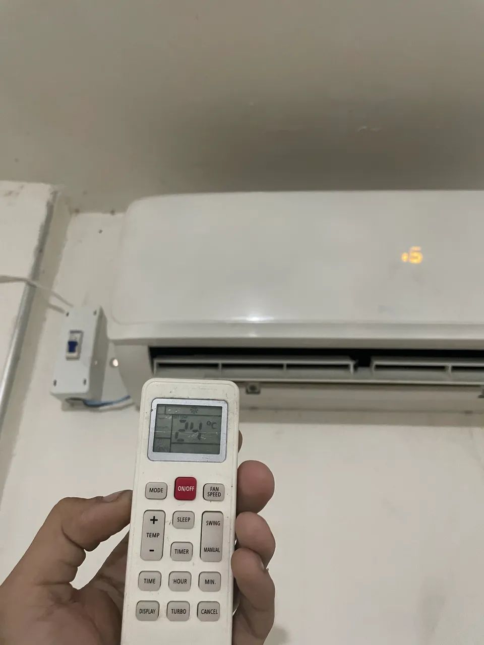 Ar condicionado 9000 mil btus ! No canto ainda ! Funcionando perfeitamente  - Foto 3