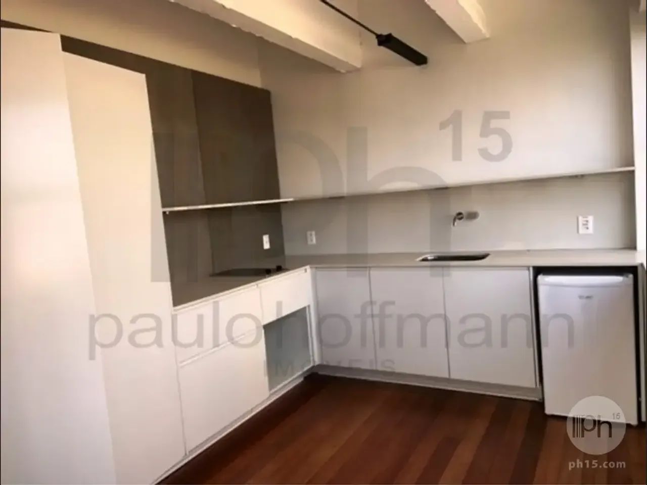 Conj Comercial de 201m2 + 2 vagas no sobressolo - Foto 6