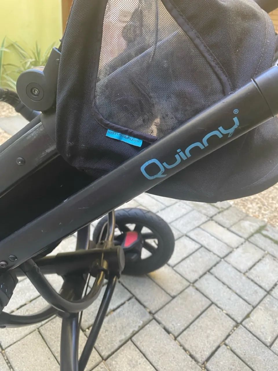 Carrinho Quinny Buzz + Bebê Conforto Bébé Confort - Originais, trazidos de Portugal - Foto 4