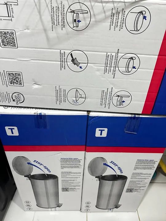 Lixeira 30 litros inox Tramontina- sistema stay-open - Foto 4