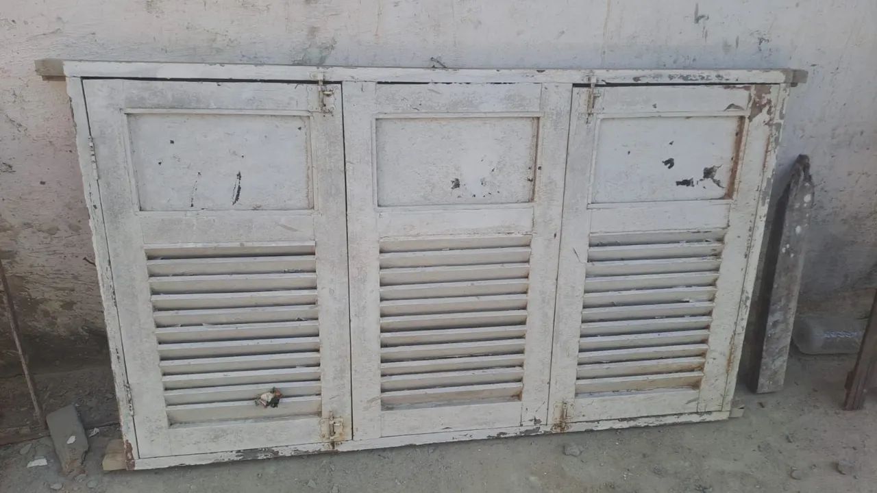Janela 3 seções 441993535780311040