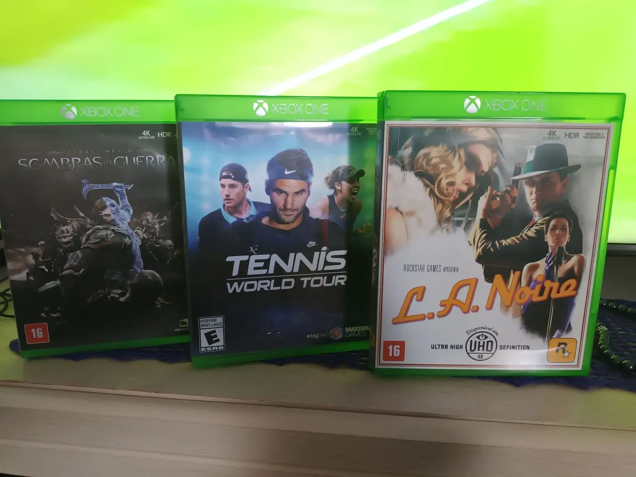 3 Jogos Xbox One -  L.A. Noire, Tennis World Tour e Sombras da Guerra