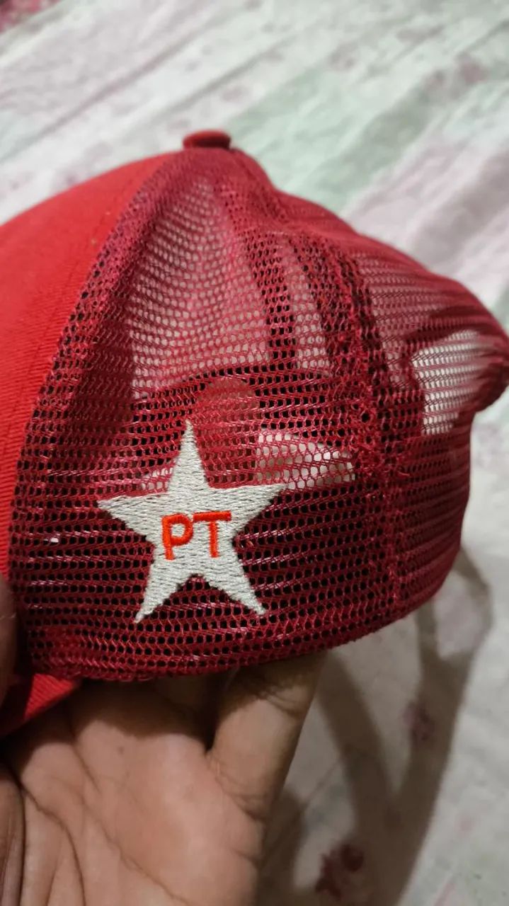 Dois bonés originais (MST e Lula 2022) - Foto 5