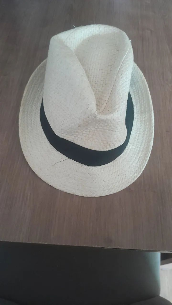 Kit com 02 chapéus 