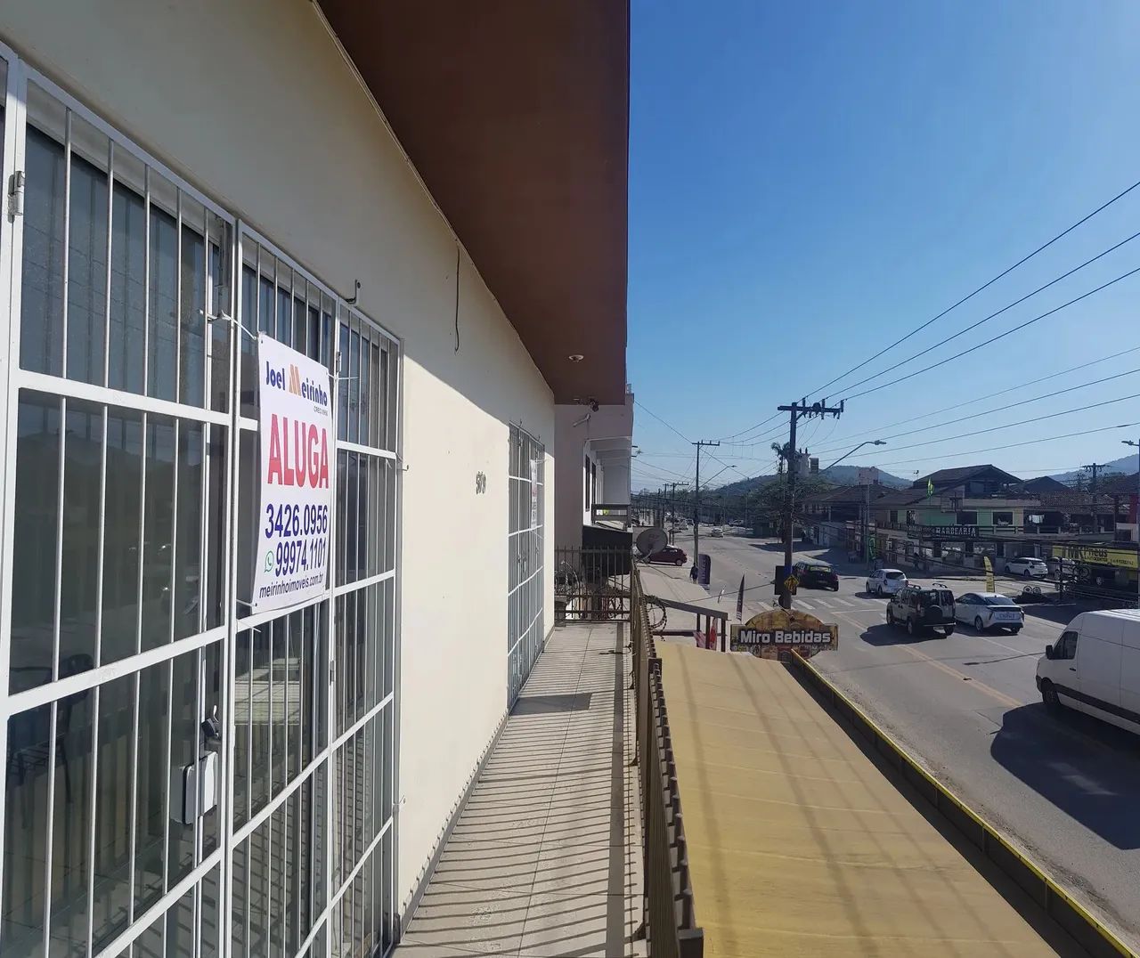 Sala Comercial para Locação no Bairro Guanabara, Joinville - 60m², Banheiro e Sacada - R$1 - Foto 3