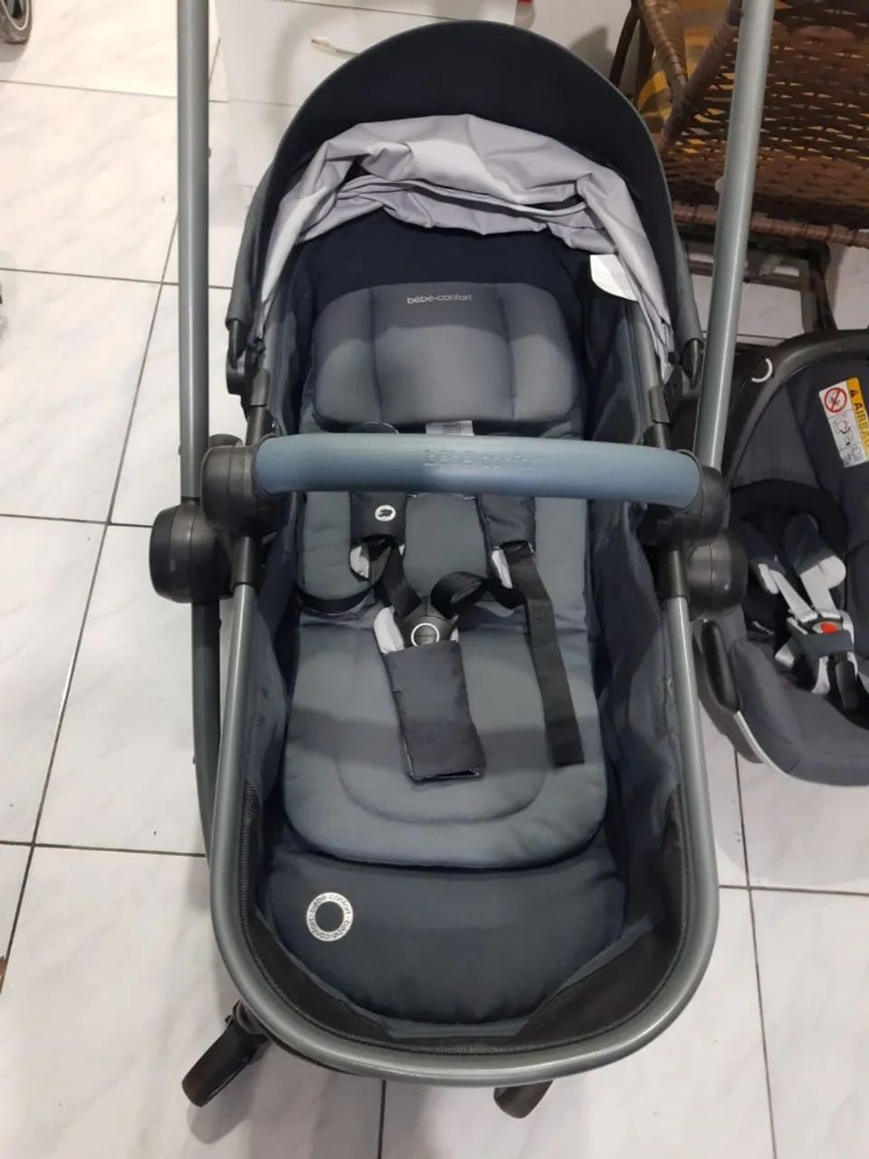 Carrinho de Bebê - usado  em excelente estado de conservação  - Foto 2