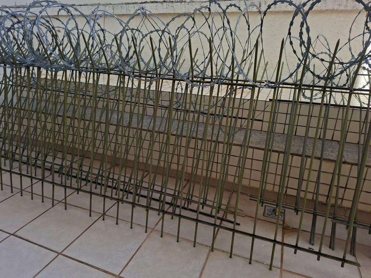 Grade com concertina  - Foto 5