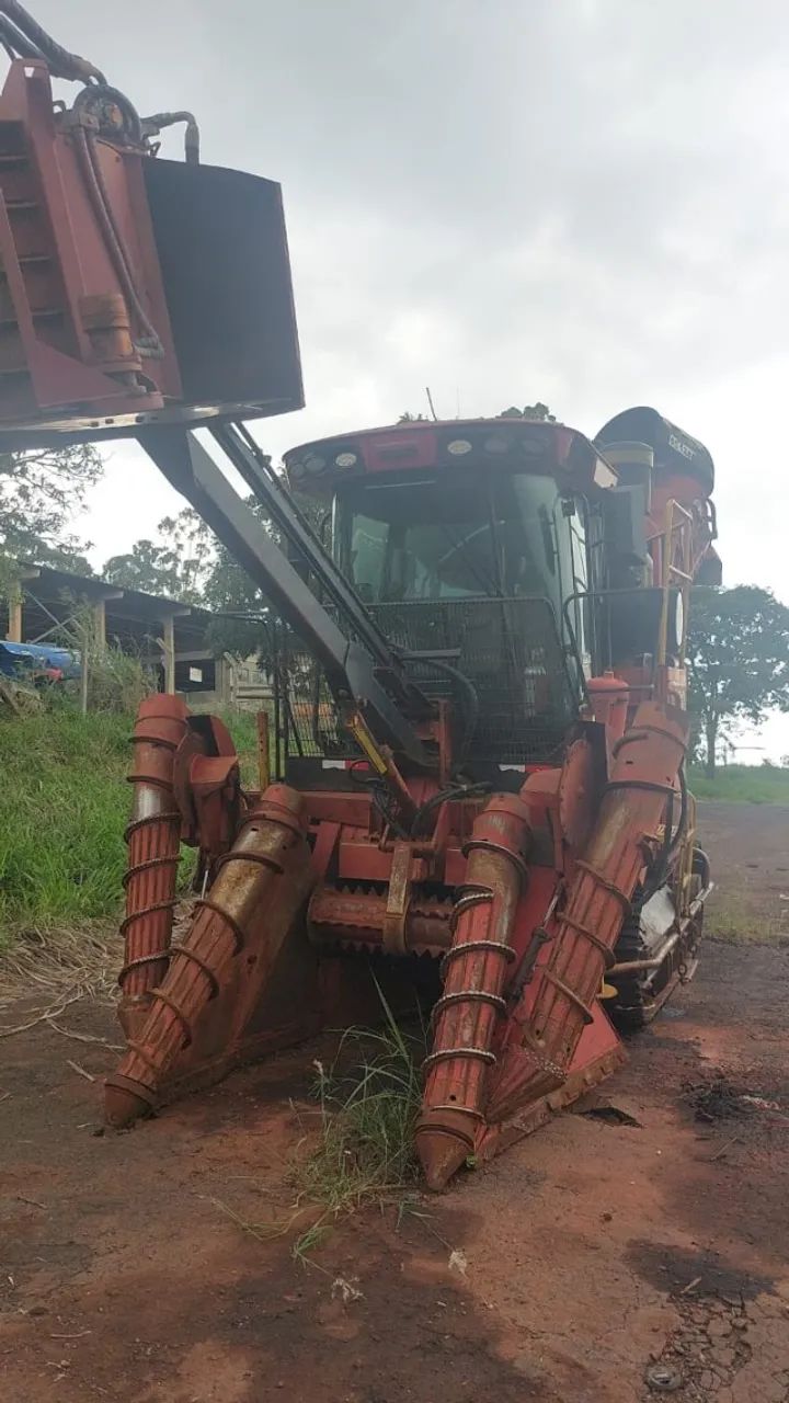 Case 8800 colhedora de cana 2014 motor Iveco Cursor 9 - Foto 2