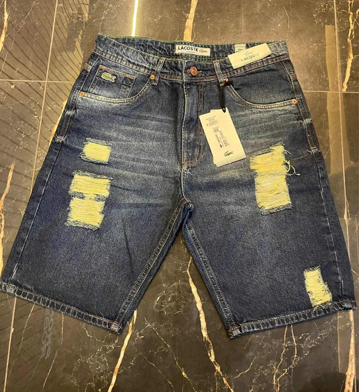Bermuda jeans