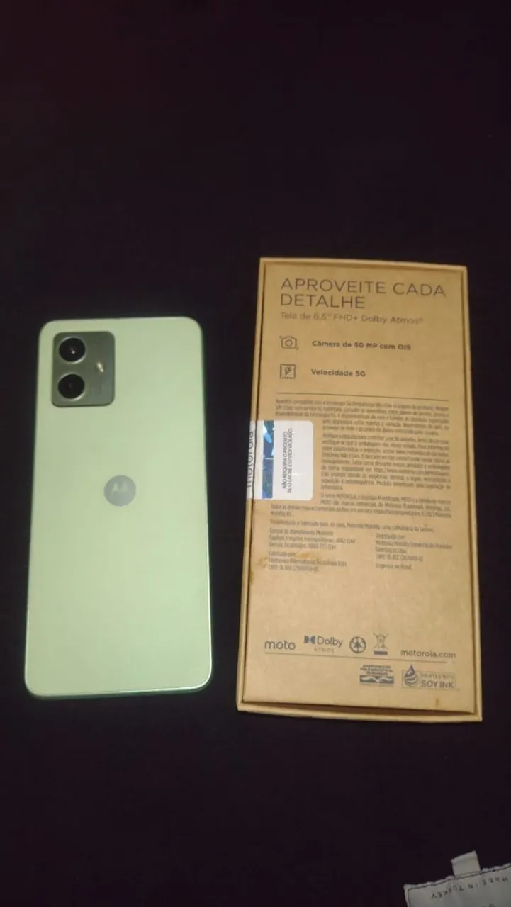 Motorola 5g, 8 Ram e 256GB.