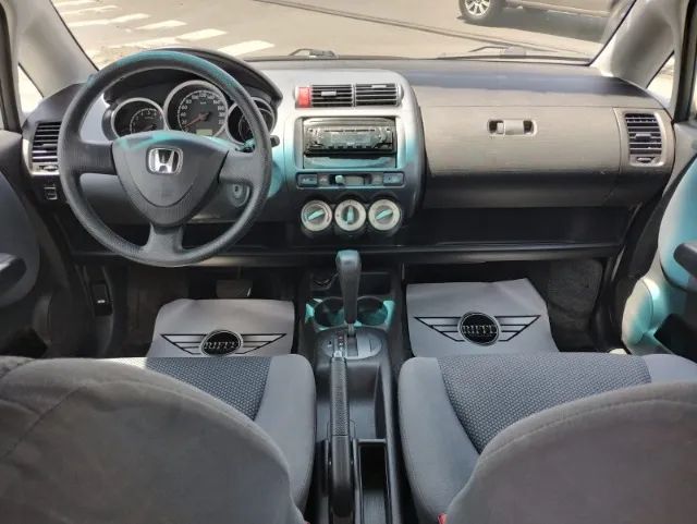 fit 1.4 lx novissimo sem detalhe carro muoit  conservado  - Foto 3