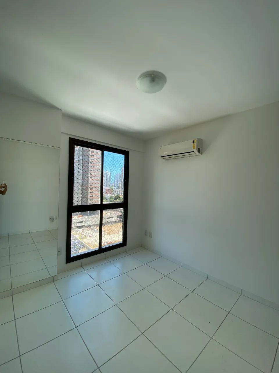 Alugo apt 3 quartos com ar-condicionados e armários em todos os quartos  - Foto 4