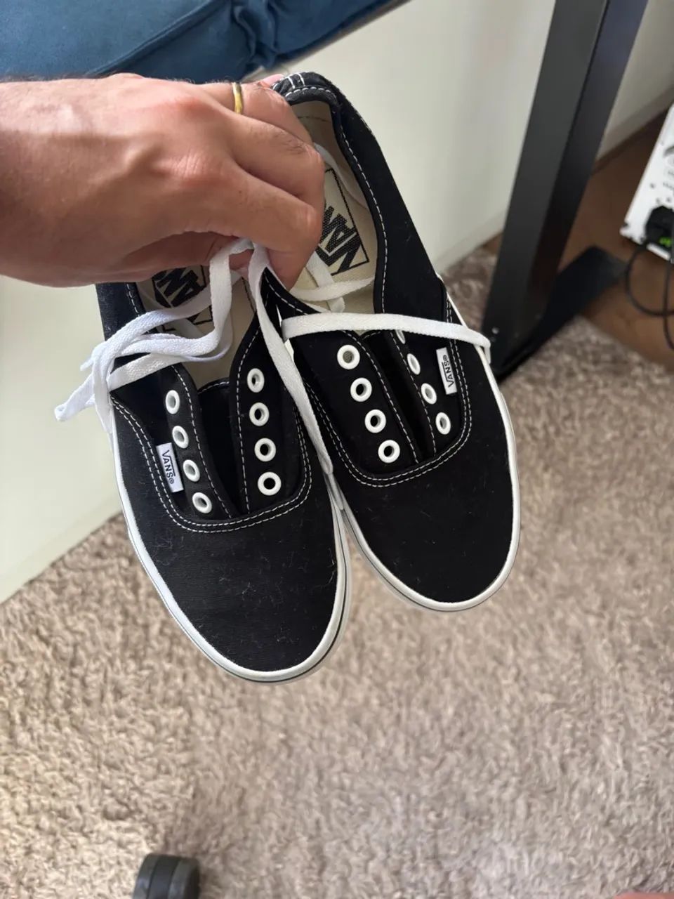 Vans Authentic - 35 Preto/Branco - Original - Praticamente sem Uso - Foto 5