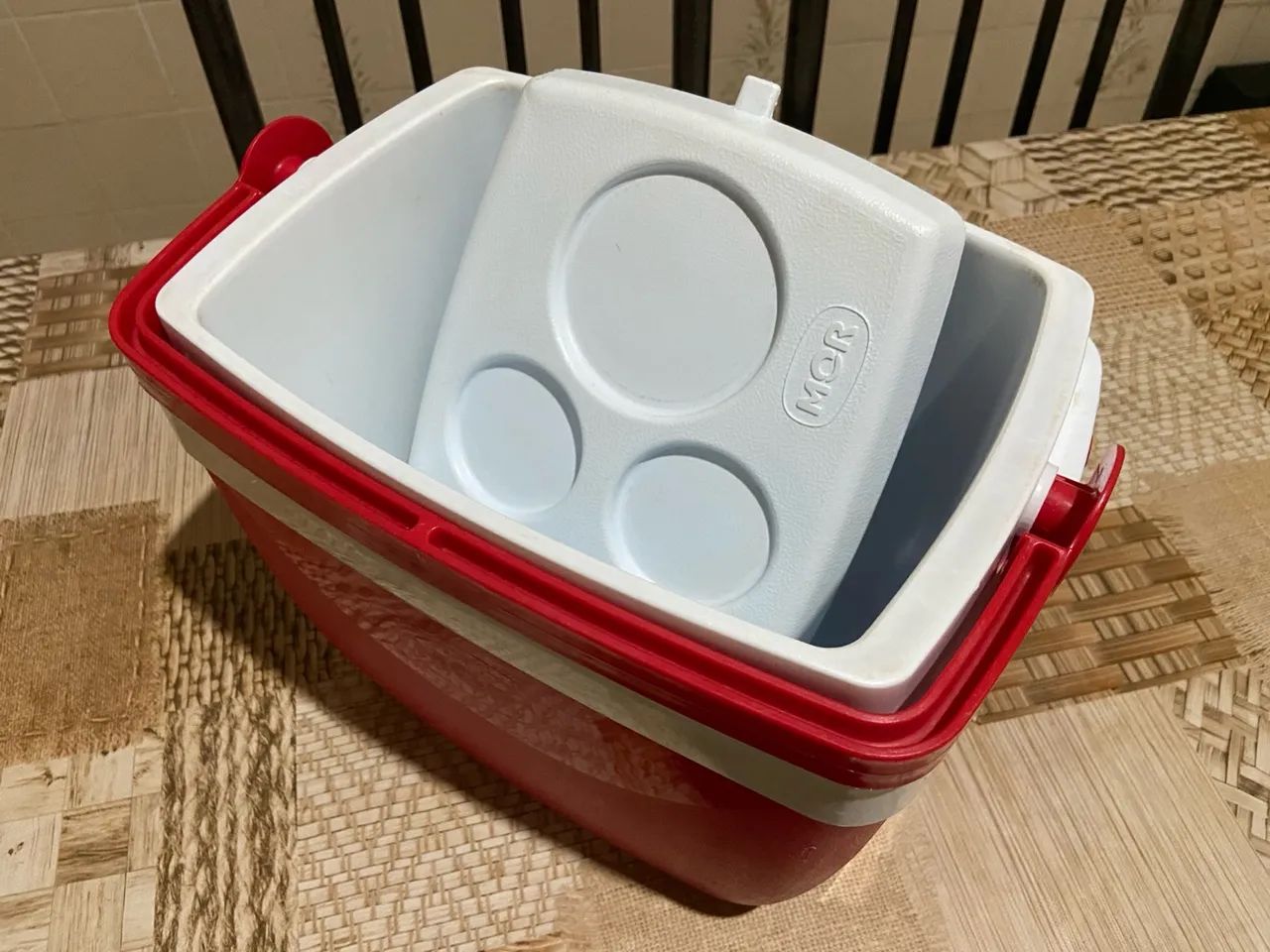 Caixa Térmica Mor 12 Litros Vermelha - Foto 2