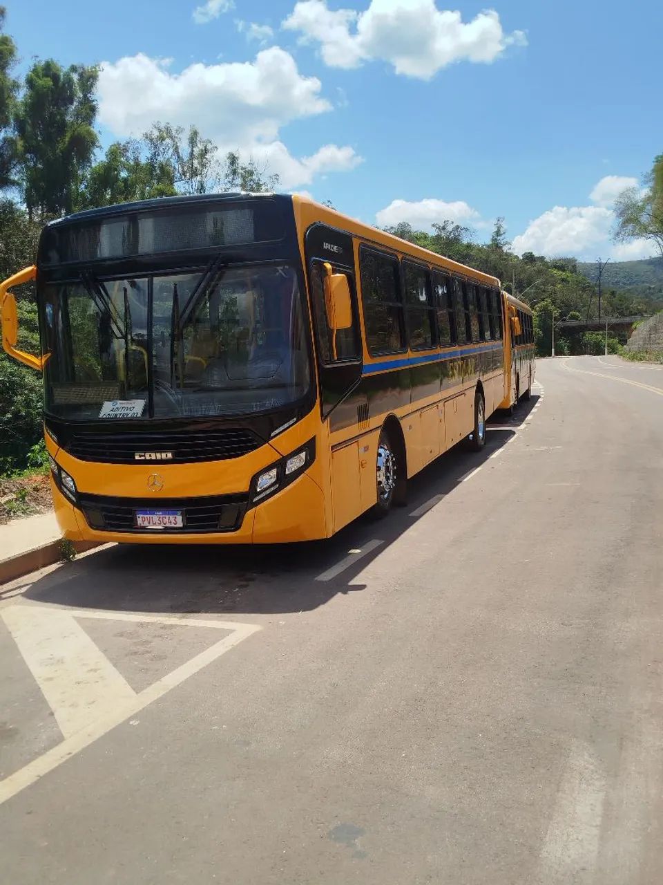 Ônibus urbano caio apache 